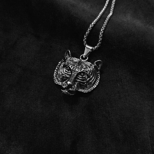 Majestic Bengal Tiger Medallion Pendant