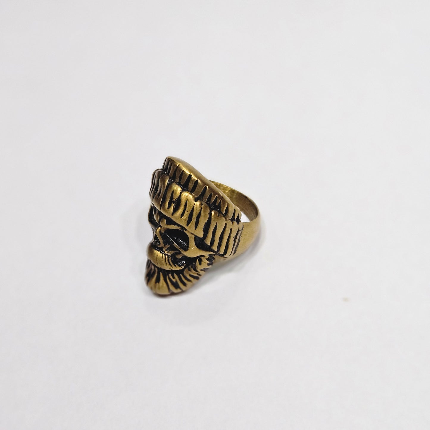 Bearded Outlaw Skull Ring – Antique Bronze Warrior Edition